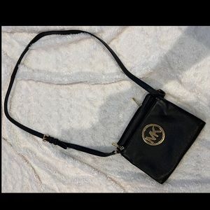 Michael Kors Fulton Crossbody